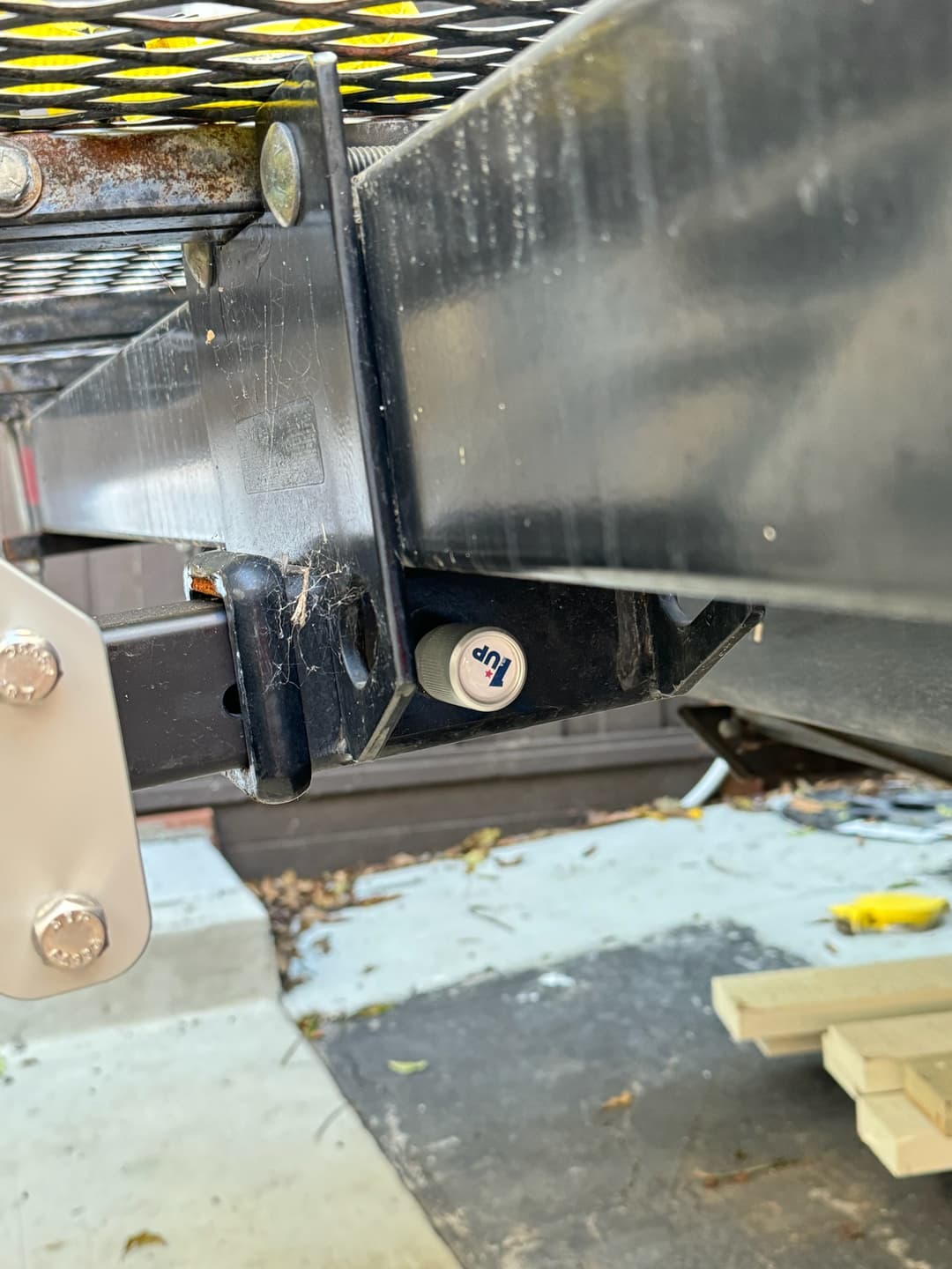 picture of a welding job on a trailer